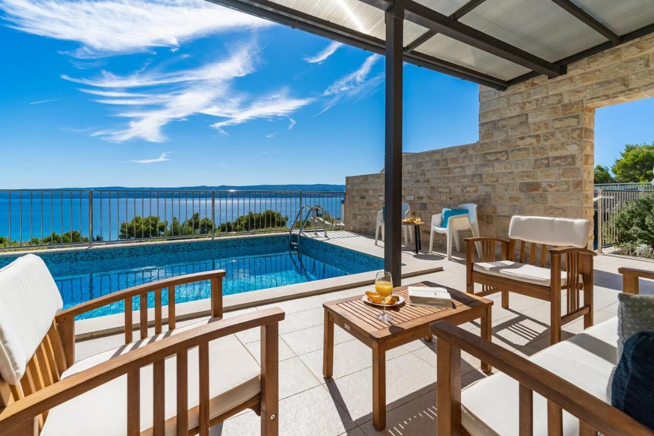 Villa Oslo - Luxury Place With Sea Views & Heated Pool, 300M Far From Sandy Beach Omis Exterior photo