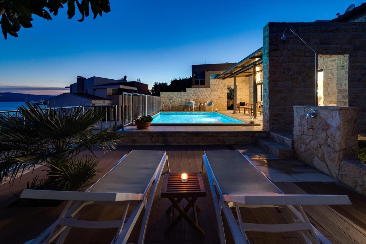 Villa Oslo - Luxury Place With Sea Views & Heated Pool, 300M Far From Sandy Beach Omis Exterior photo