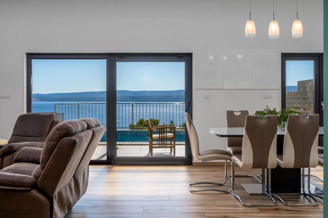 Villa Oslo - Luxury Place With Sea Views & Heated Pool, 300M Far From Sandy Beach Omis Exterior photo