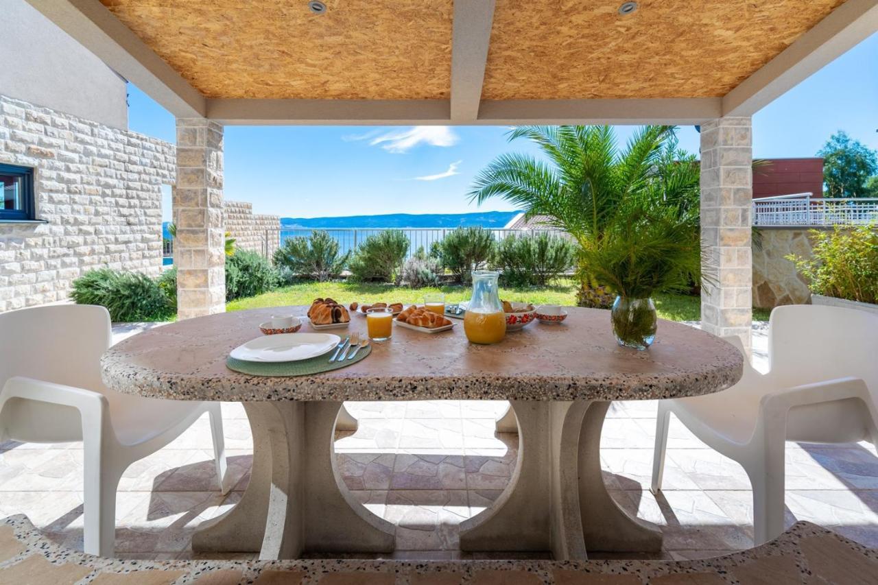 Villa Oslo - Luxury Place With Sea Views & Heated Pool, 300M Far From Sandy Beach Omis Exterior photo