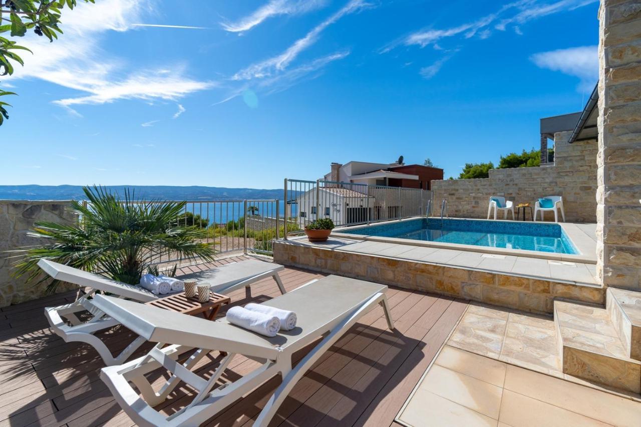 Villa Oslo - Luxury Place With Sea Views & Heated Pool, 300M Far From Sandy Beach Omis Exterior photo